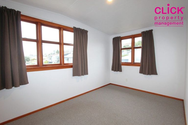 Photo of property in 11 Earls Road, Saint Clair, Dunedin, 9012
