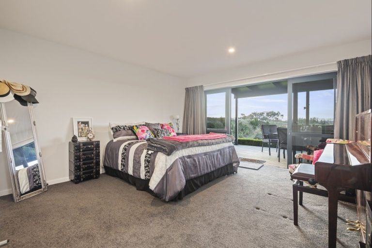 Photo of property in 42 Glade Park Lane, Shannon, Palmerston North, 4474