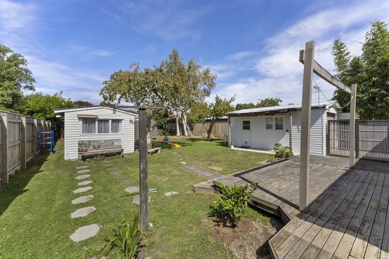 Photo of property in 214 College Street, West End, Palmerston North, 4412