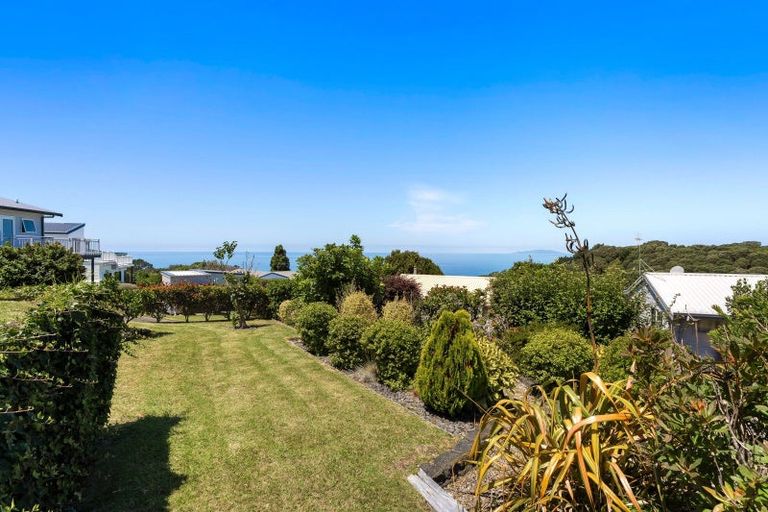 Photo of property in 431 Onemana Drive, Onemana, Whangamata, 3691