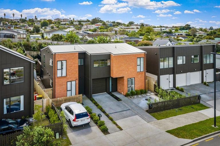 Photo of property in 30a Kukuwai Avenue, Red Beach, 0932