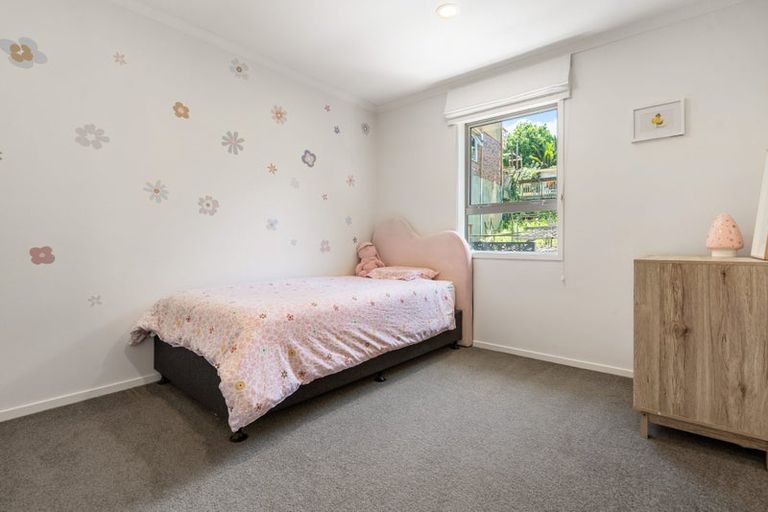 Photo of property in 5/13 Kaihu Street, Northcote, Auckland, 0627