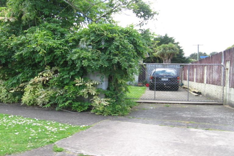 Photo of property in 52 Ashlynne Avenue, Papatoetoe, Auckland, 2025