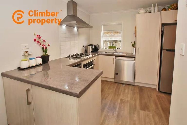 Photo of property in 6/79 Carrington Avenue, Silverdale, Hamilton, 3216