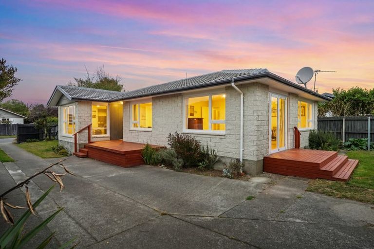 Photo of property in 29 Ingrid Street, Parklands, Christchurch, 8083