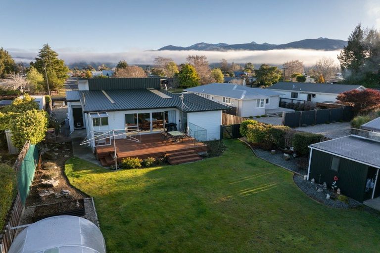 Photo of property in 24 Gunn Street, Te Anau, 9600
