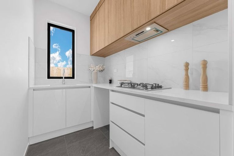 Photo of property in 2 Spudman Rise, Pukekohe, 2120