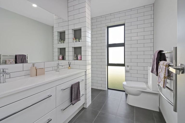 Photo of property in 13 Patty Lane, Patumahoe, 2679