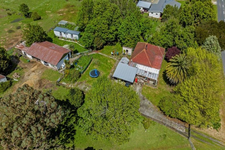 Photo of property in 698 Scarborough Road, Mangamutu, Pahiatua, 4983