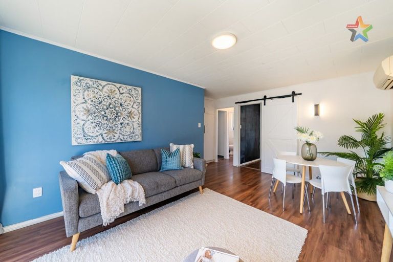 Photo of property in 2/43 Leighton Avenue, Waiwhetu, Lower Hutt, 5010