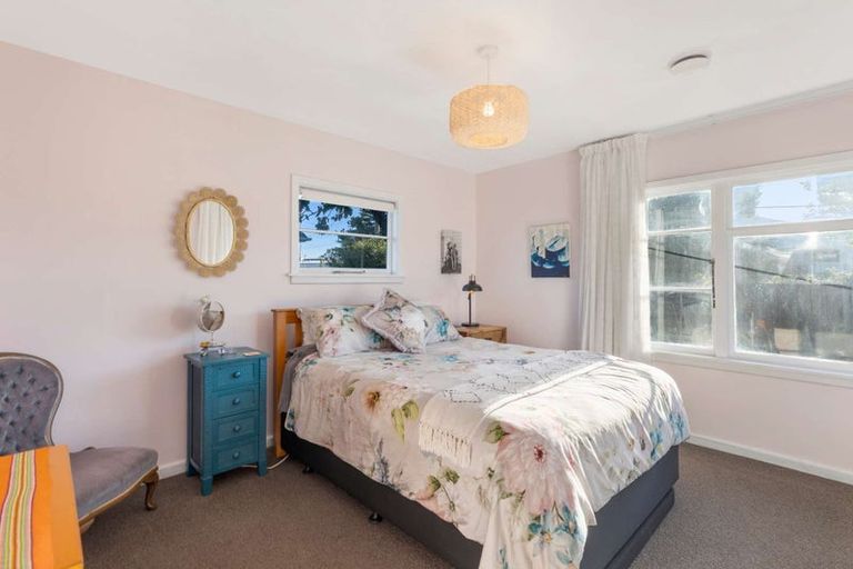 Photo of property in 17 Branston Street, Hornby, Christchurch, 8042