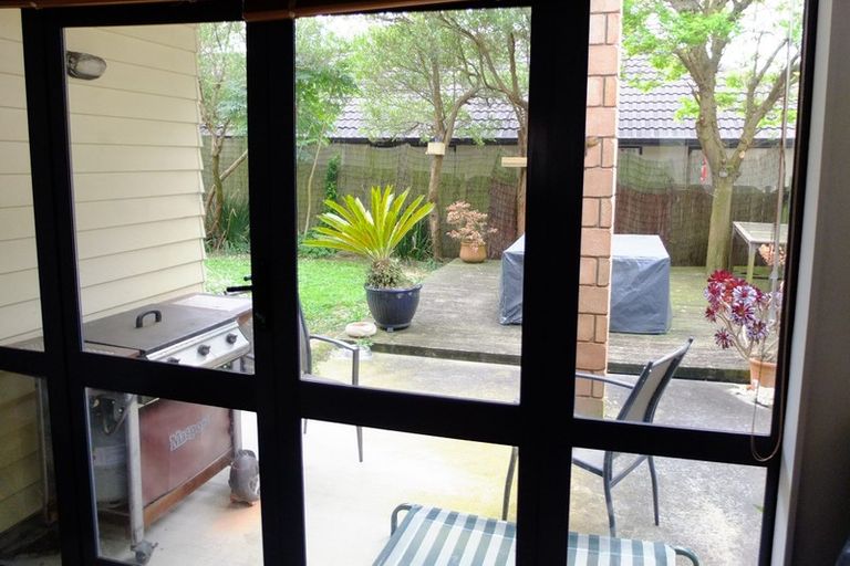 Photo of property in 404a East Tamaki Road, East Tamaki, Auckland, 2013