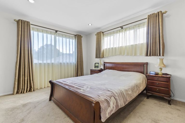 Photo of property in 21b Stamford Crescent, Flat Bush, Auckland, 2019