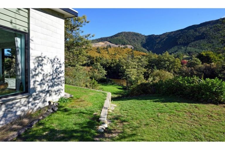 Photo of property in 158 Wakamarina Road, Canvastown, Havelock, 7178