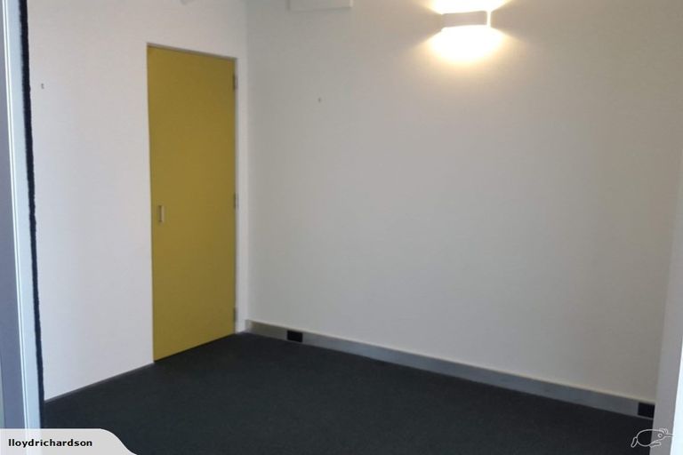 Photo of property in Qba Apartments, 3i/51 Webb Street, Mount Cook, Wellington, 6011