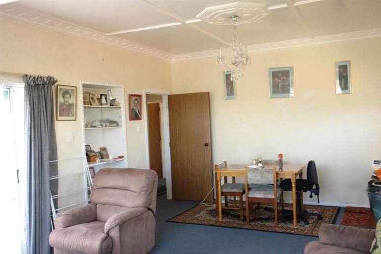 Photo of property in 28 Dorset Street, Patea, 4520