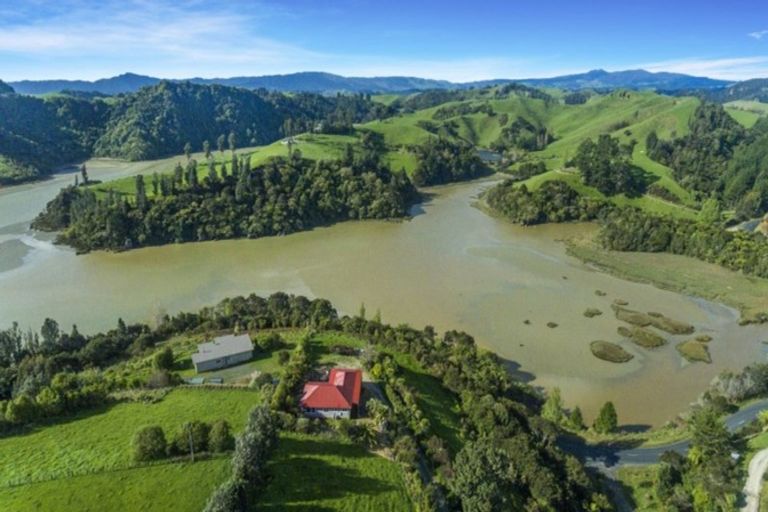 Photo of property in 1207 Harbour Road, Hauturu, Oparau, 3886