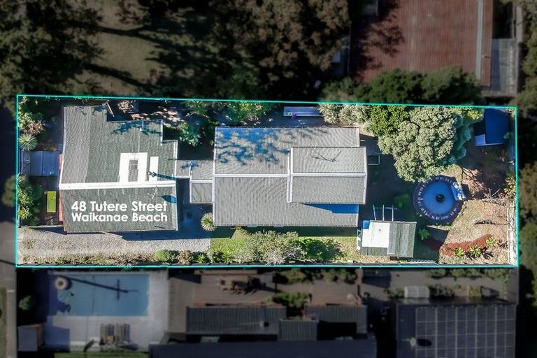Photo of property in 48 Tutere Street, Waikanae Beach, Waikanae, 5036