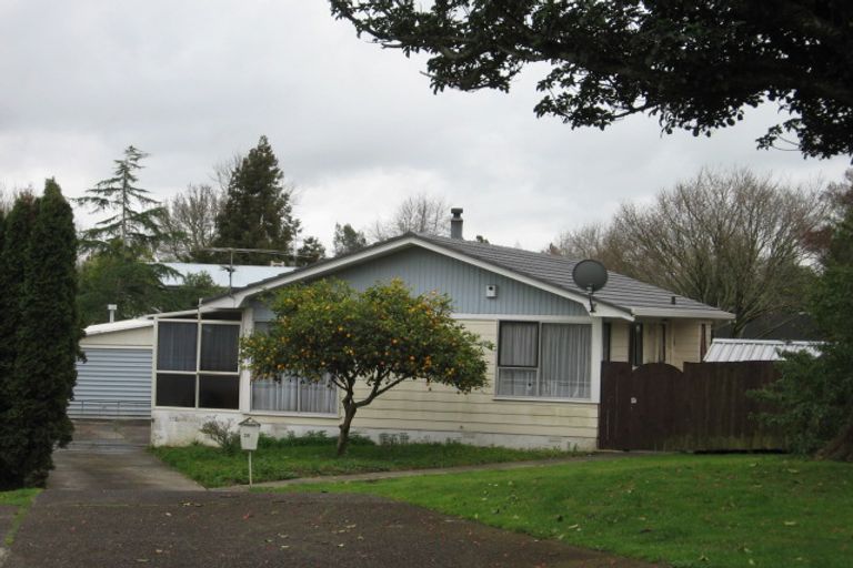 Photo of property in 25 Chrisarda Place, Red Hill, Papakura, 2110