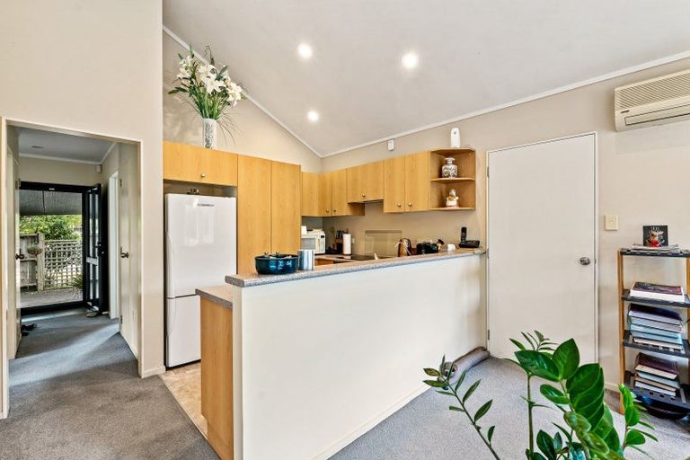 Photo of property in 2a Douglas Street, Kensington, Whangarei, 0112