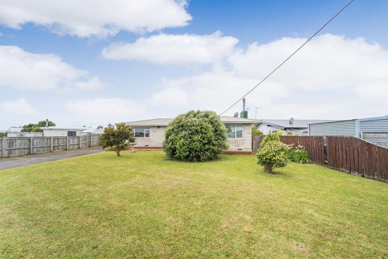Photo of property in 73 Seabury Avenue, Foxton Beach, Foxton, 4815