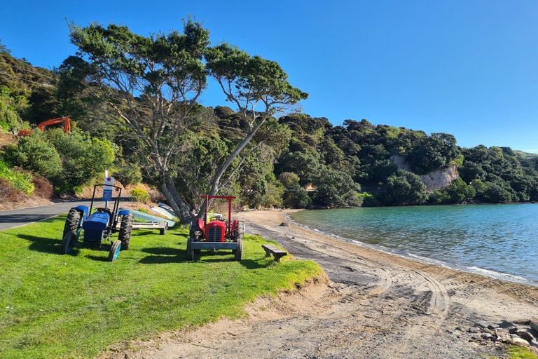 Photo of property in 343 Te Kouma Road, Te Kouma, Coromandel, 3581