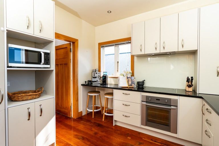 Photo of property in 97 Creswick Terrace, Northland, Wellington, 6012