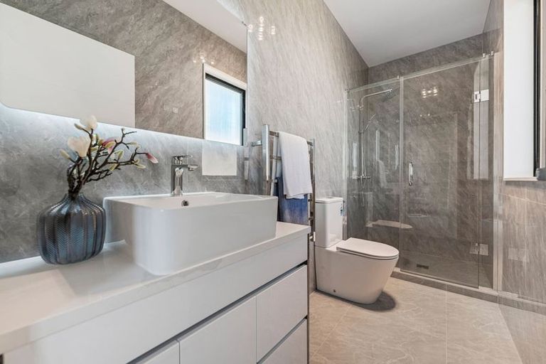 Photo of property in 2 Spudman Rise, Pukekohe, 2120