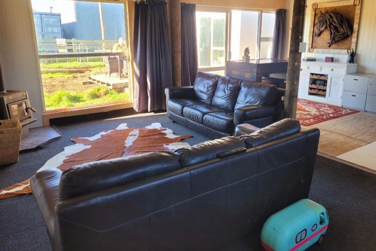 Photo of property in 173 Leedstown Road, Hunterville, Marton, 4787