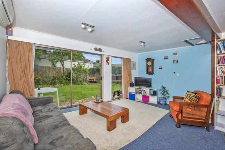 Photo of property in 2 Coleridge Place, Tikipunga, Whangarei, 0112
