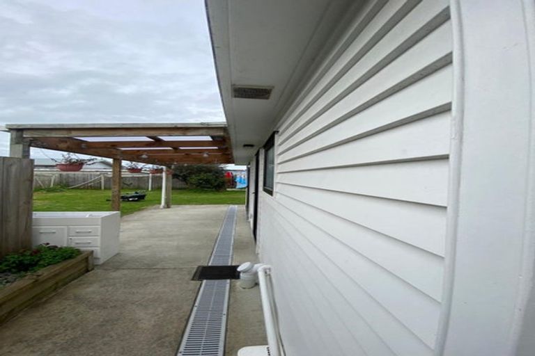 Photo of property in 10 Harania Avenue, Favona, Auckland, 2024