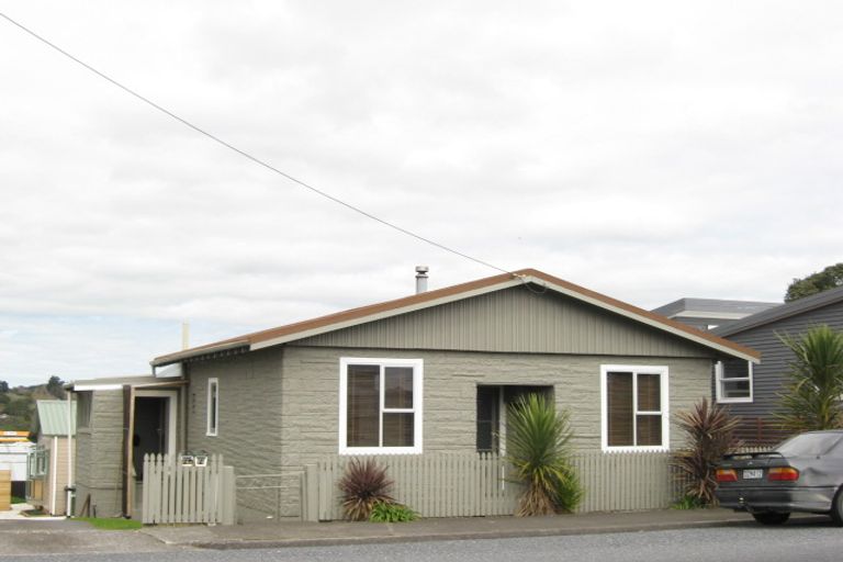 Photo of property in 74 Clemow Road, Fitzroy, New Plymouth, 4312