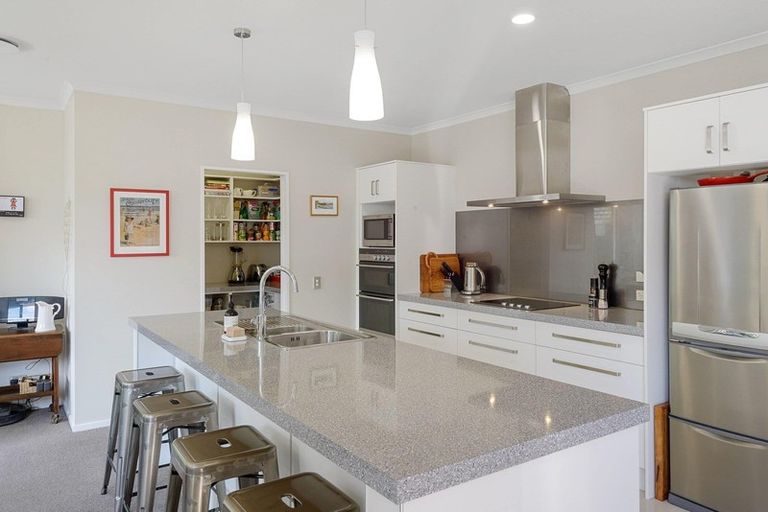 Photo of property in 15 Armour Place, Halswell, Christchurch, 8025