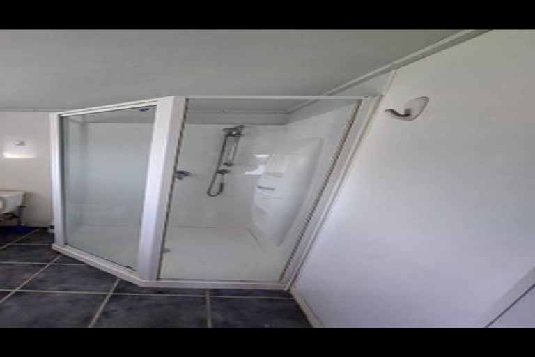 Photo of property in 1 Boundary Road, Opaheke, Papakura, 2113