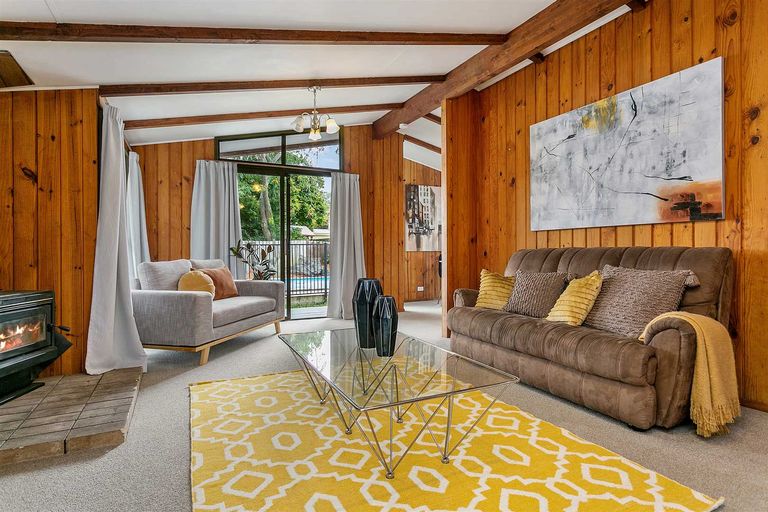 Photo of property in 66 Shakespeare Street, Leamington, Cambridge, 3432