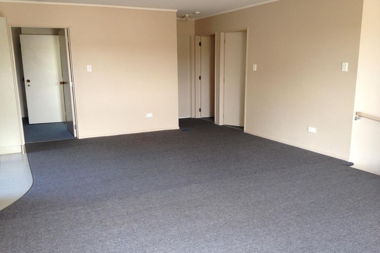 Photo of property in 13 Granfield Place, Te Kamo, Whangarei, 0112