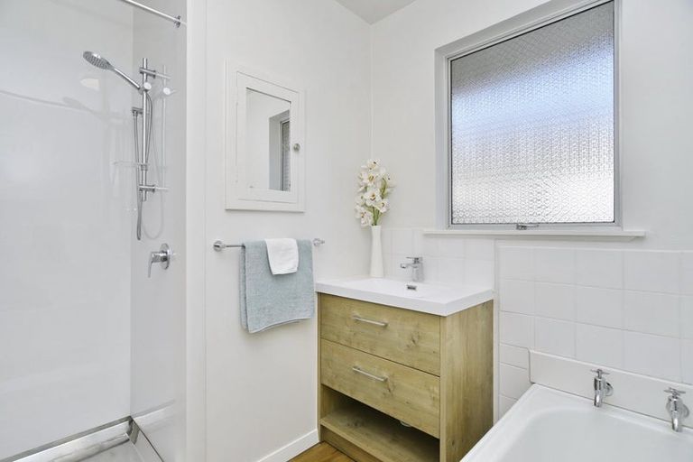 Photo of property in 216 Hendersons Road, Hoon Hay, Christchurch, 8025