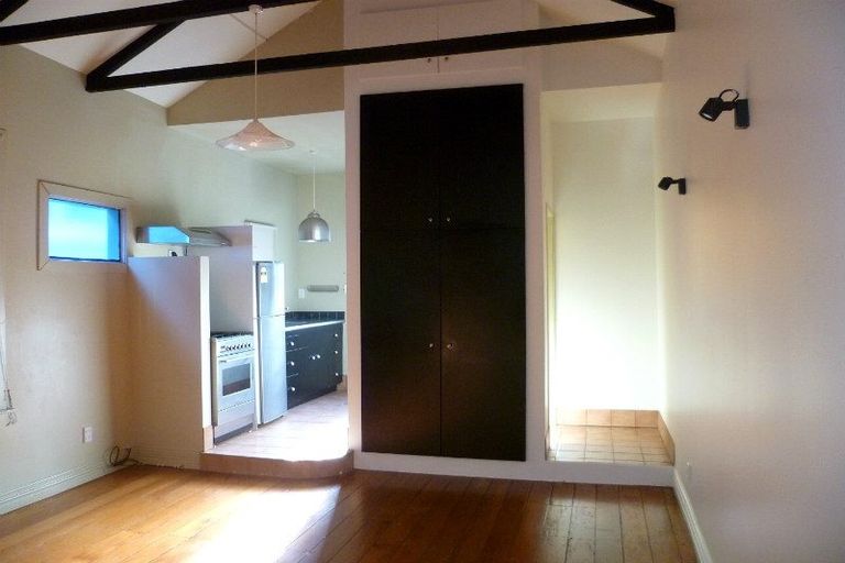 Photo of property in 72 Wallace Street, Mount Cook, Wellington, 6021