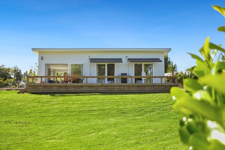 Photo of property in 76 Riddell Road, Kerikeri, 0230