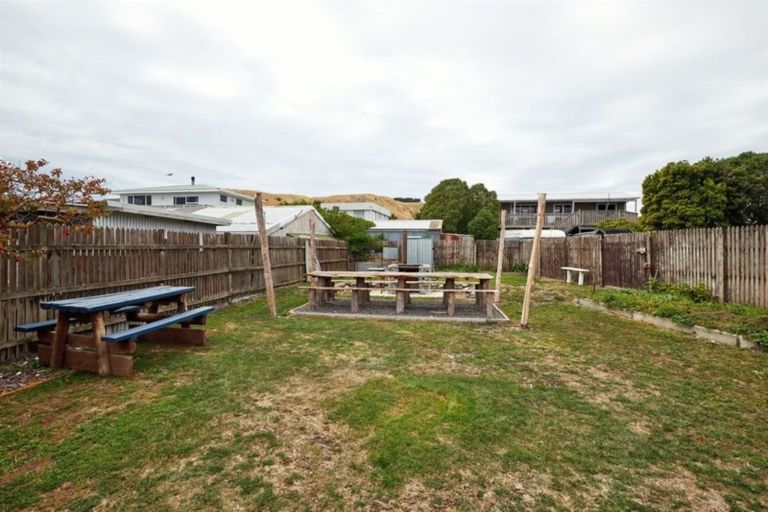 Photo of property in 24 Moa Road, South Bay, Kaikoura, 7300