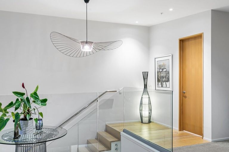 Photo of property in 203/585 Beach Road, Rothesay Bay, Auckland, 0630