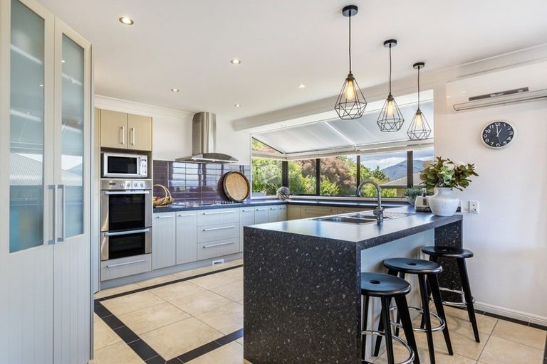 Photo of property in 12 Luberon Way, Nukuhau, Taupo, 3330