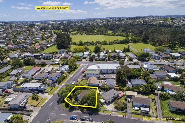 Photo of property in 8 Spargo Road, Massey, Auckland, 0614