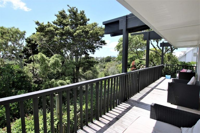 Photo of property in 94 Exmouth Road, Northcote, Auckland, 0627
