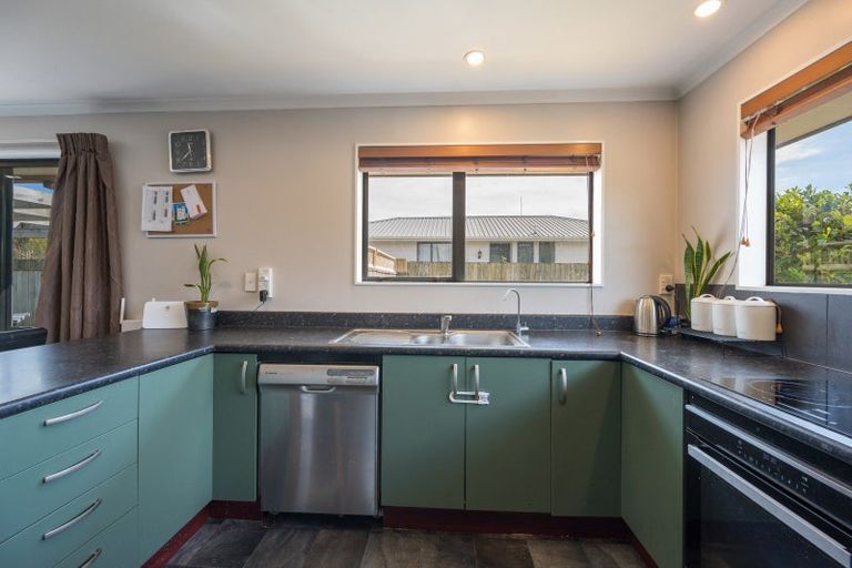 Photo of property in 16 Franklyn Close, Wakefield, 7025