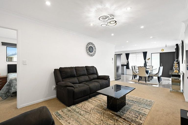 Photo of property in 25a Breckons Avenue, Nawton, Hamilton, 3200