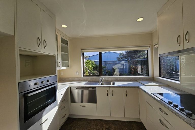 Photo of property in Jackson Mews, 33/18 King Street, Petone, Lower Hutt, 5012