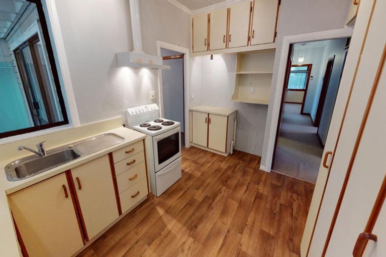 Photo of property in 15 Glasgow Street, Takaro, Palmerston North, 4412