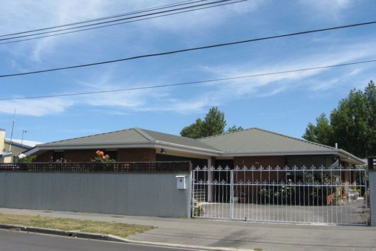 Photo of property in 2/1 Colac Street, Avondale, Christchurch, 8061