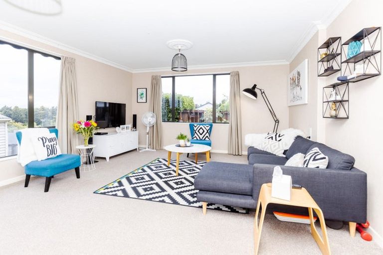 Photo of property in 90 Forest Lake Road, Forest Lake, Hamilton, 3200